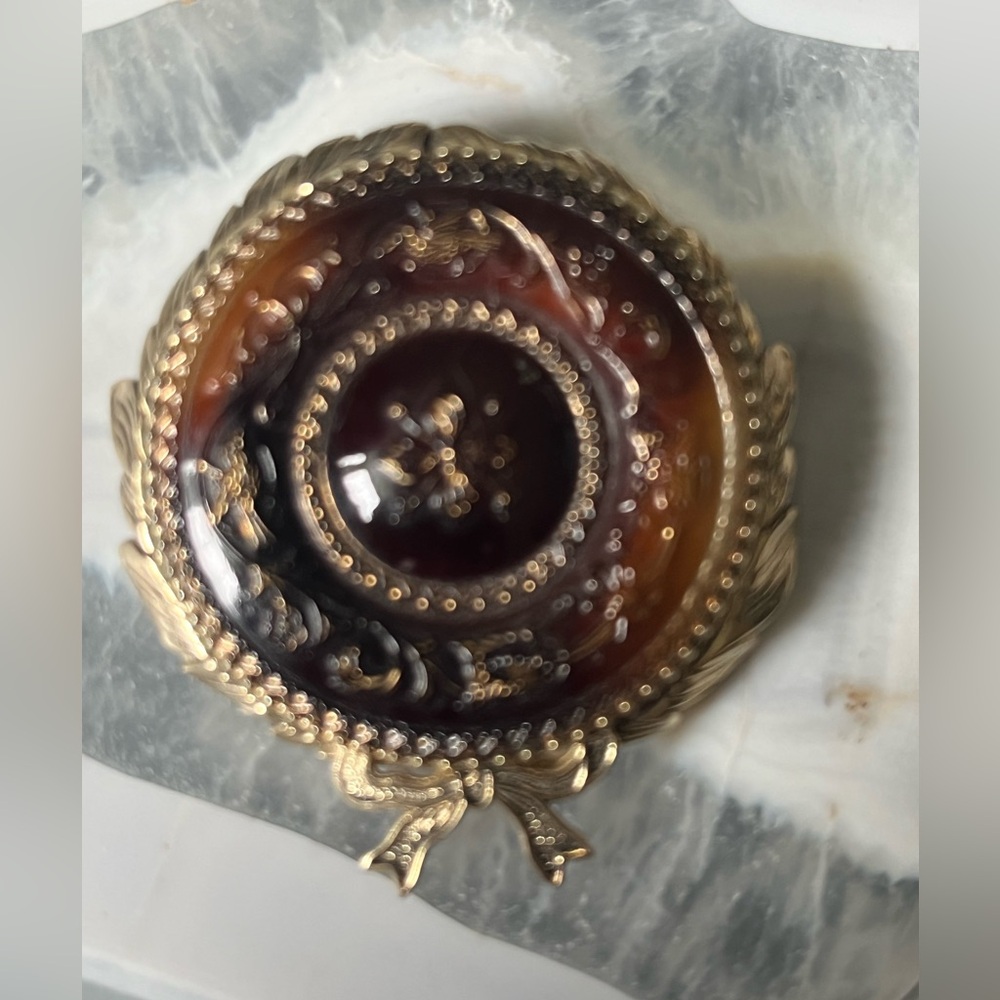 Vintage BrownGlass Cameo Type, Gold-Tone Brooch With Bow, EUC